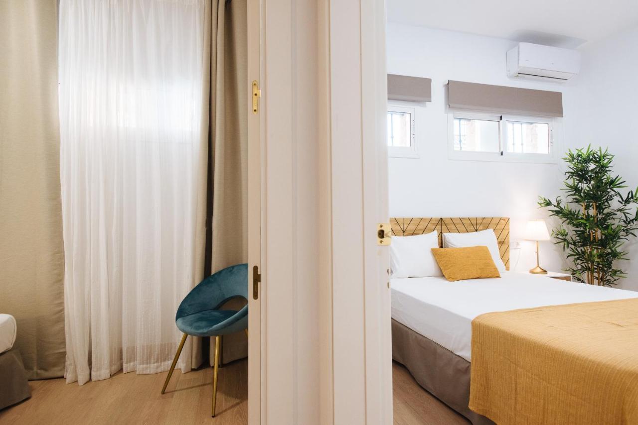 Hostly Rbh0 Modern Apartment Севілья Екстер'єр фото
